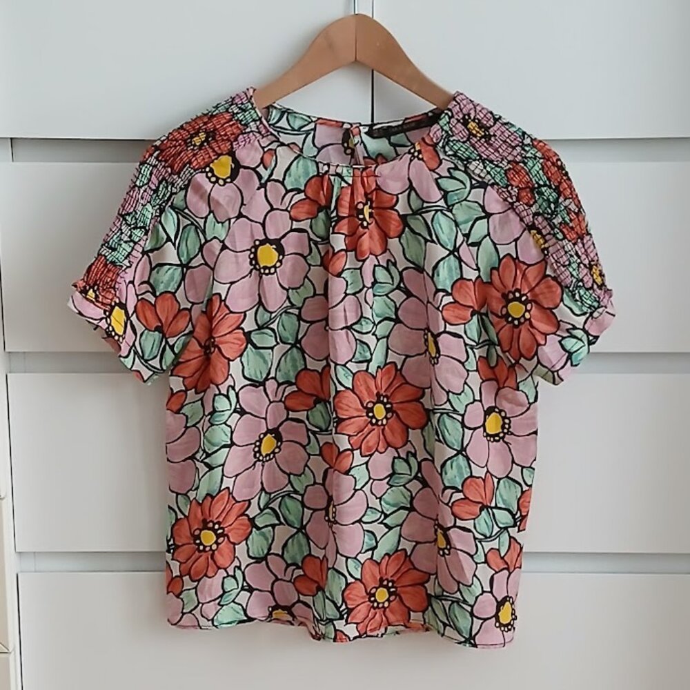 Springtime Zara Silky Floral Print Top with Smocked Shoulder Detail - S